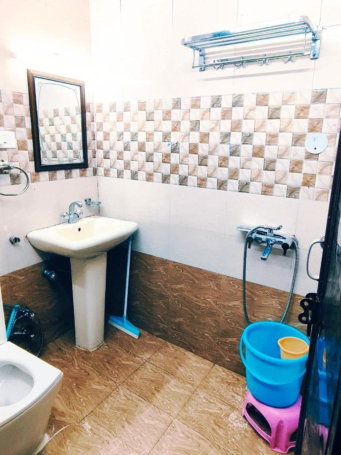 Hotel Holiday Plaza Dalhousie - Near Ghandhi Chowk Mall Road Exteriör bild