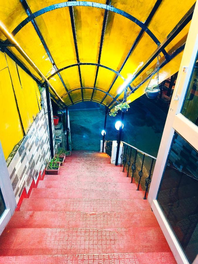 Hotel Holiday Plaza Dalhousie - Near Ghandhi Chowk Mall Road Exteriör bild