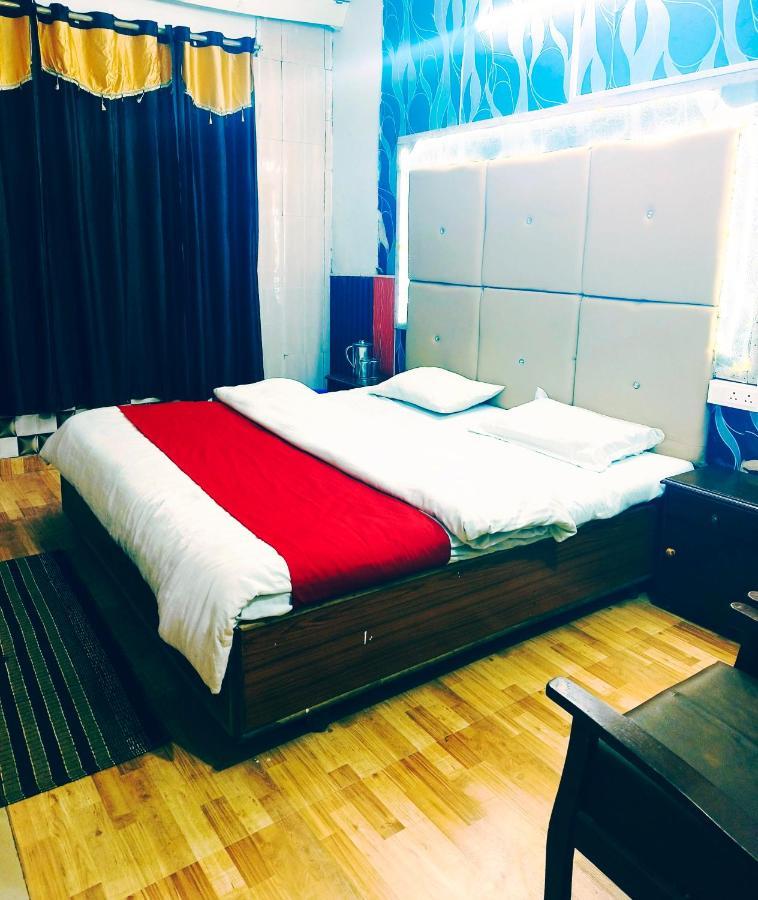Hotel Holiday Plaza Dalhousie - Near Ghandhi Chowk Mall Road Exteriör bild